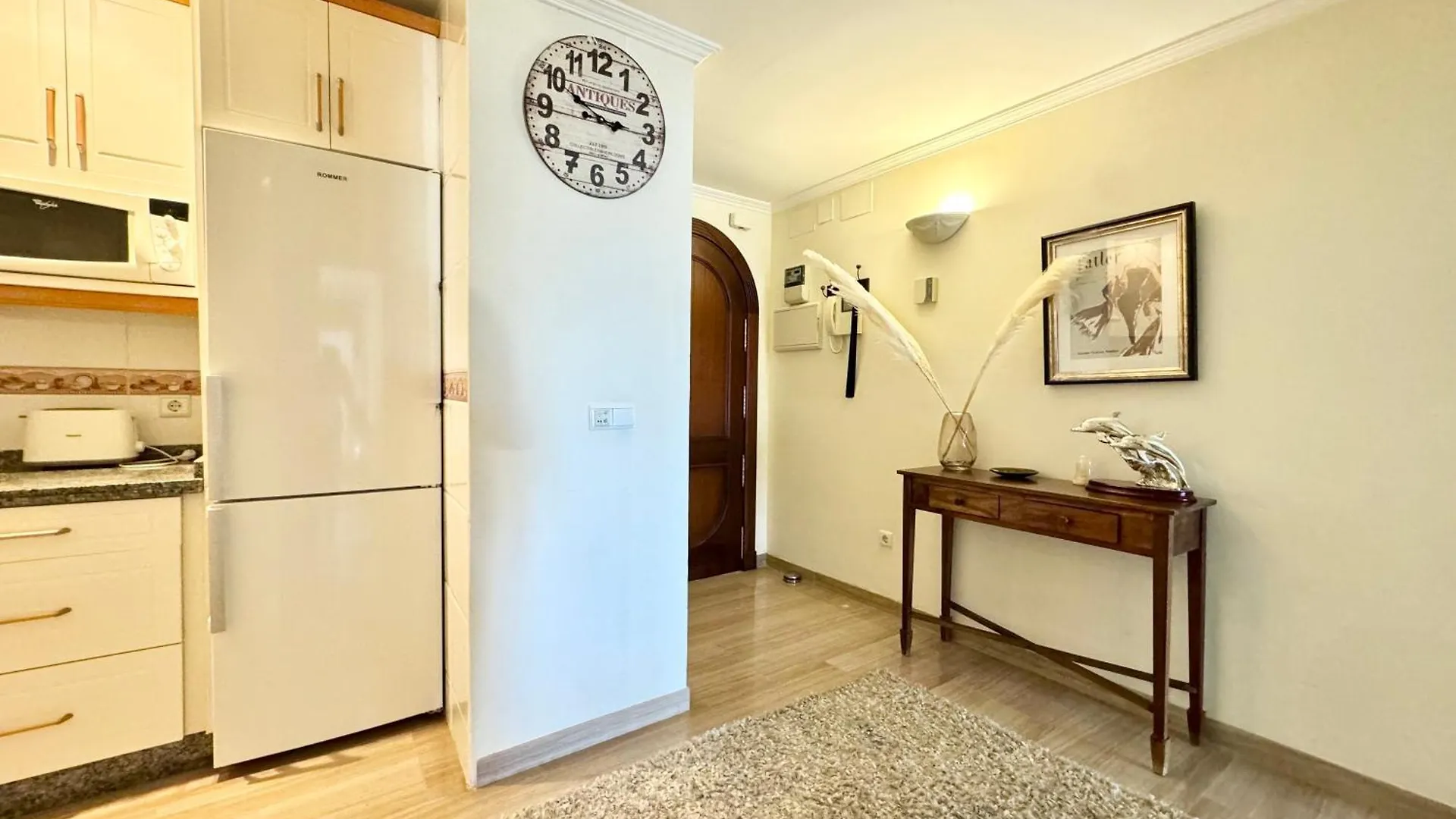 Апартаменты Simply Astonishing Location Бенальмадена